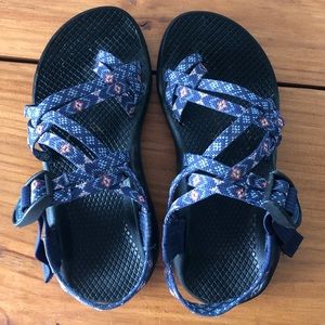 Double Strap Chaco’s Aztec Print